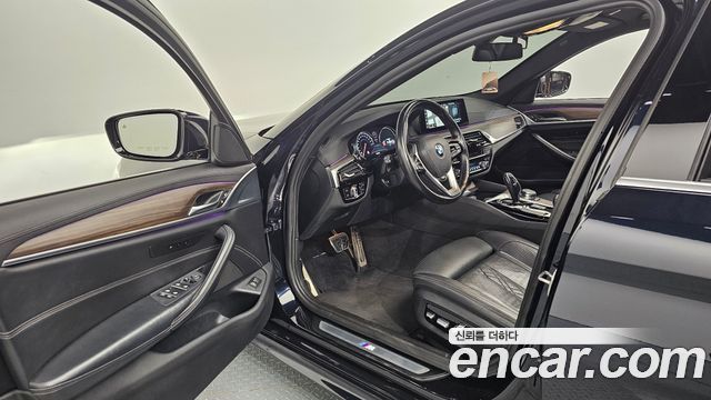 BMW 5 Series (G30) 530i M Sport Package Plus 2018 — фото 10