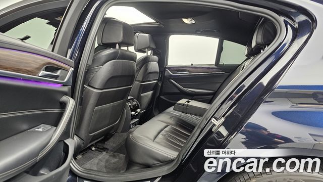 BMW 5 Series (G30) 530i M Sport Package Plus 2018 — фото 12