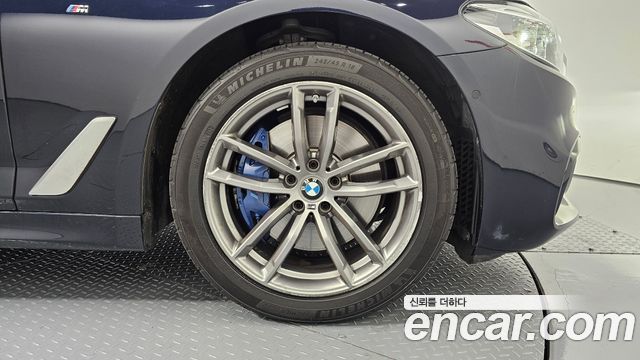 BMW 5 Series (G30) 530i M Sport Package Plus 2018 — фото 21