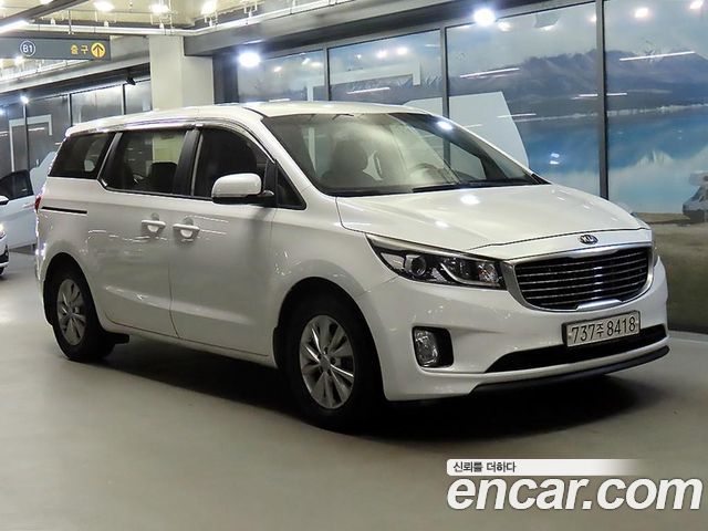 Kia Carnival 11-seater Deluxe 2016 — фото 1