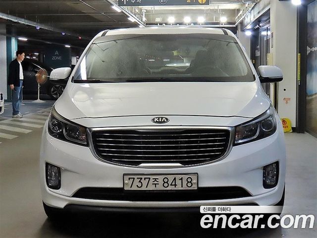 Kia Carnival 11-seater Deluxe 2016 — фото 2