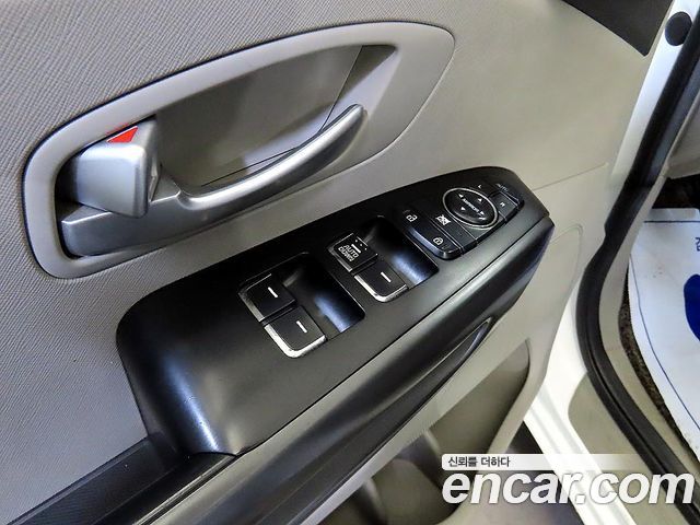 Kia Carnival 11-seater Deluxe 2016 — фото 18