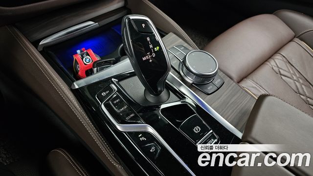 BMW 5 Series (G30) 530i xDrive M Sport Package 2021 — фото 9