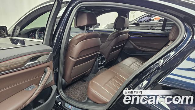 BMW 5 Series (G30) 530i xDrive M Sport Package 2021 — фото 11