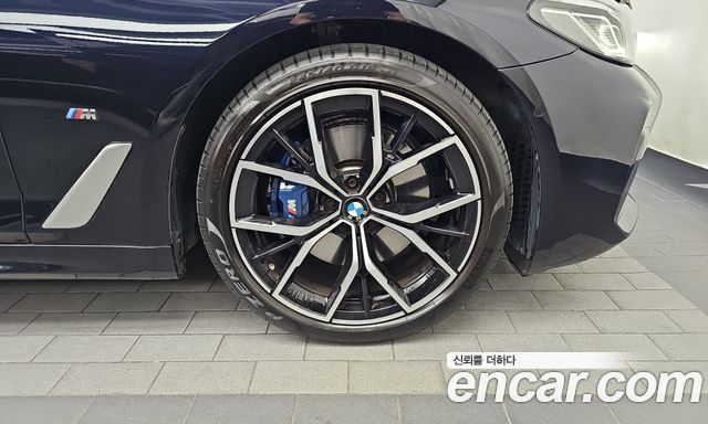 BMW 5 Series (G30) 530i xDrive M Sport Package 2021 — фото 21