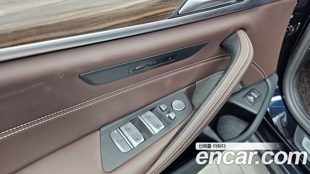 BMW 5 Series (G30) 530i xDrive M Sport Package 2021 — фото 29
