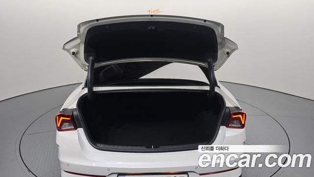 Kia K5 (III) 2.0 Noblesse 2020 — фото 20