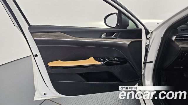 Kia K5 (III) 2.0 Noblesse 2020 — фото 24