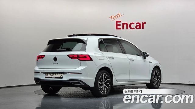 Volkswagen Golf (VIII) 2.0 TDI Prestige 2023 — фото 2