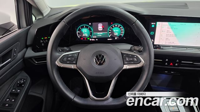 Volkswagen Golf (VIII) 2.0 TDI Prestige 2023 — фото 14