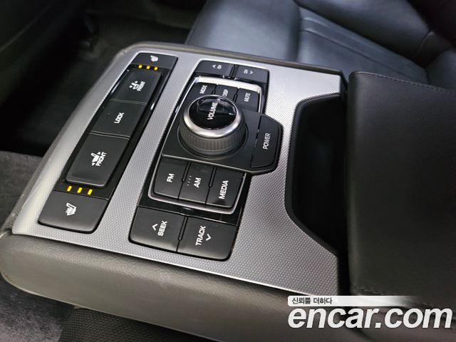 Genesis G80 3.3 GDI Luxury 2018 — фото 19