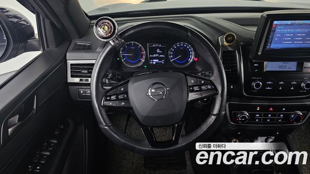 KG Mobility (SsangYong) Rexton Sports Khan Diesel 2.2 4WD Wild 2021 — фото 13