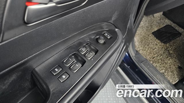 KG Mobility (SsangYong) Rexton Sports Khan Diesel 2.2 4WD Wild 2021 — фото 27