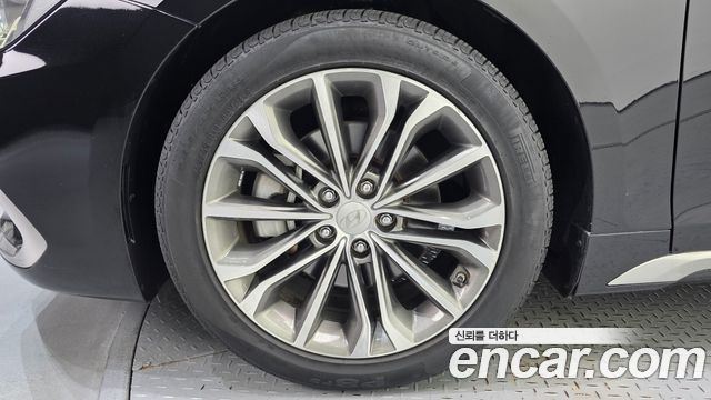 Hyundai Grandeur (IG) 2.4 Premium Special 2018 — фото 5