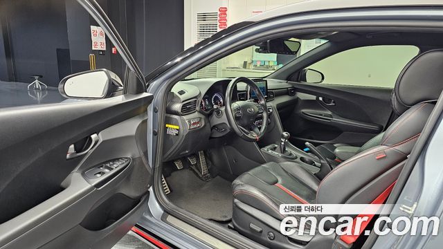 Hyundai Veloster (JS) 1.6 Turbo Sport Core 2018 — фото 10
