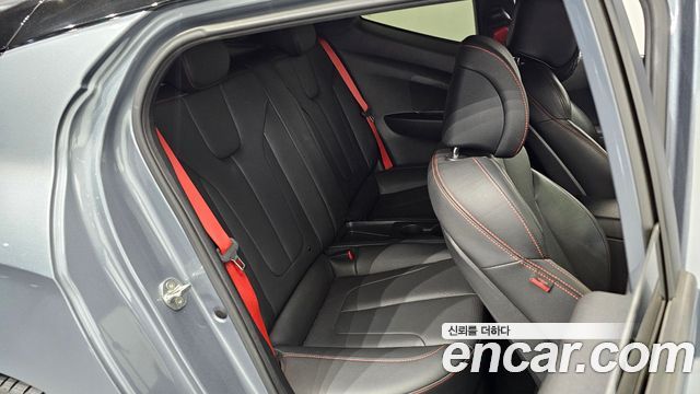 Hyundai Veloster (JS) 1.6 Turbo Sport Core 2018 — фото 11