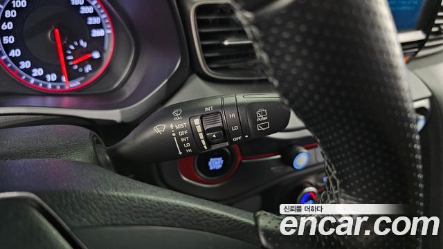 Hyundai Veloster (JS) 1.6 Turbo Sport Core 2018 — фото 30