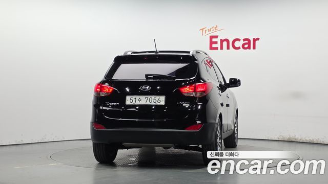Hyundai Tucson ix Diesel 2WD LMX20 Premium 2012 — фото 4