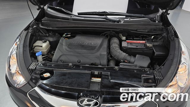 Hyundai Tucson ix Diesel 2WD LMX20 Premium 2012 — фото 6