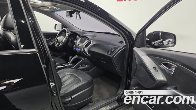 Hyundai Tucson ix Diesel 2WD LMX20 Premium 2012 — фото 11
