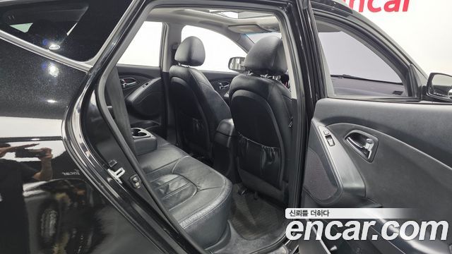 Hyundai Tucson ix Diesel 2WD LMX20 Premium 2012 — фото 12