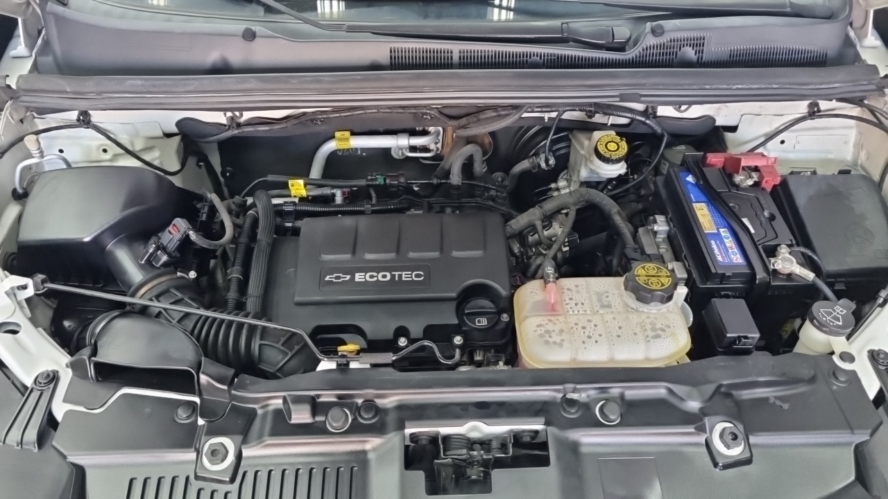 Chevrolet Trax 1.4 LS Deluxe 2019 — фото 6