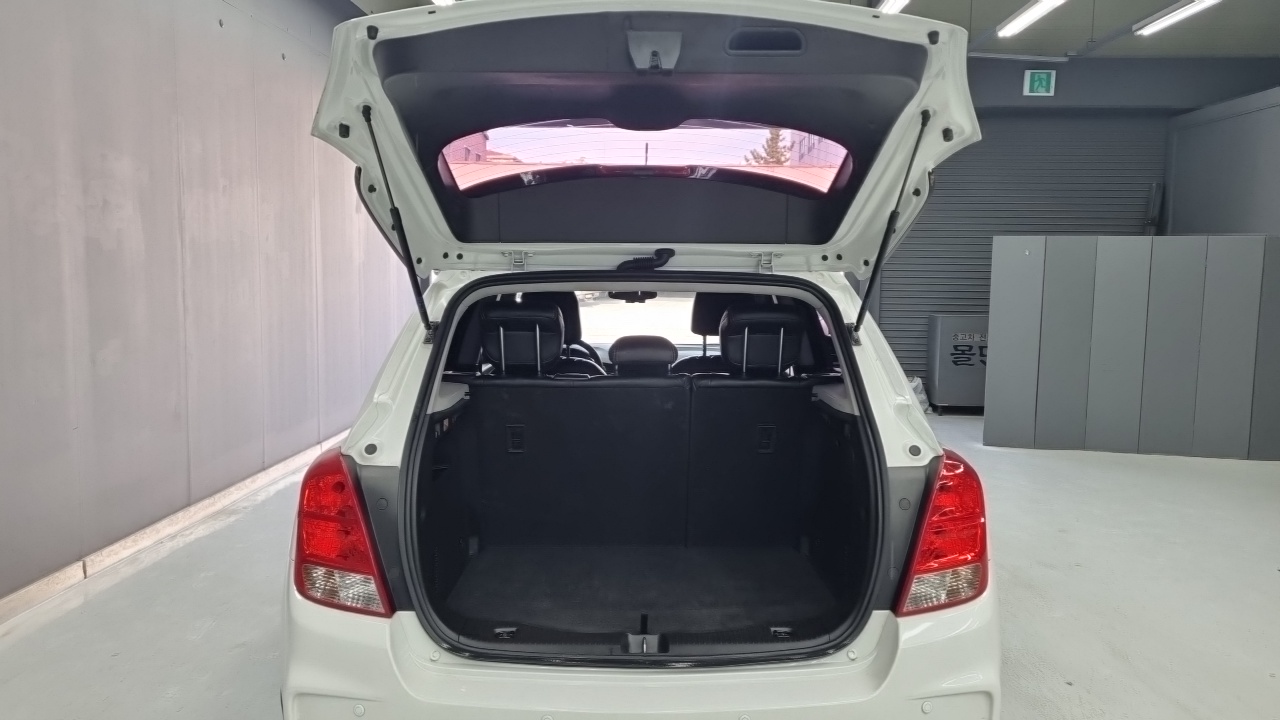 Chevrolet Trax 1.4 LS Deluxe 2019 — фото 21