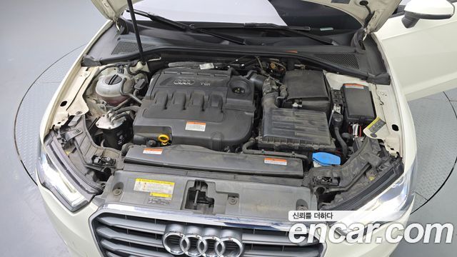 Audi A3 25 TDI Dynamic Sportback 8V 2015 — фото 6