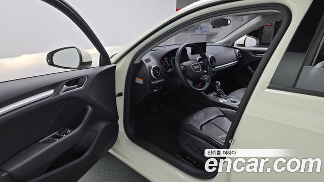 Audi A3 25 TDI Dynamic Sportback 8V 2015 — фото 10