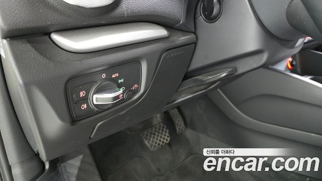 Audi A3 25 TDI Dynamic Sportback 8V 2015 — фото 19