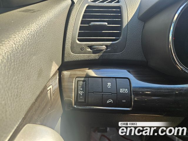 Kia Sorento R Diesel 2.0 2WD TLX High-Deluxe 2012 — фото 19