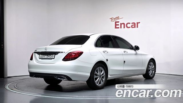 Mercedes-Benz C-Class (W205) C220 d Avantgarde 2019 — фото 2