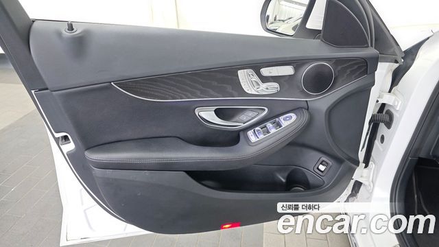 Mercedes-Benz C-Class (W205) C220 d Avantgarde 2019 — фото 24