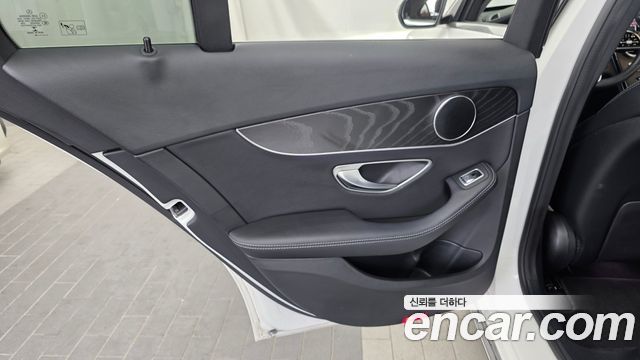 Mercedes-Benz C-Class (W205) C220 d Avantgarde 2019 — фото 25