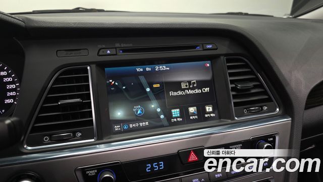 Hyundai Sonata (LF) 1.7 Diesel Smart Special 2017 — фото 15