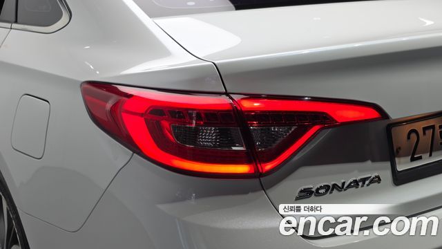 Hyundai Sonata (LF) 1.7 Diesel Smart Special 2017 — фото 23