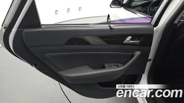 Hyundai Sonata (LF) 1.7 Diesel Smart Special 2017 — фото 25
