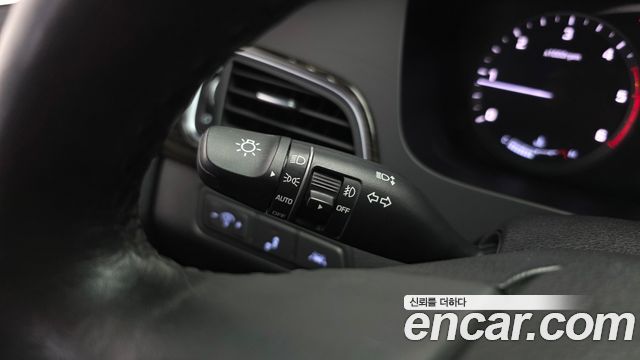 Hyundai Sonata (LF) 1.7 Diesel Smart Special 2017 — фото 34