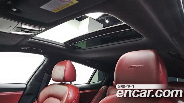 Kia Stinger 3.3 Turbo AWD GT 2020 — фото 16