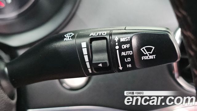 Kia Stinger 3.3 Turbo AWD GT 2020 — фото 33