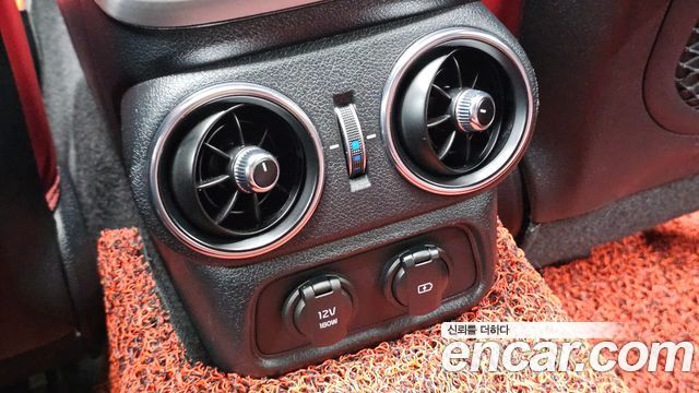 Kia Stinger 3.3 Turbo AWD GT 2020 — фото 34