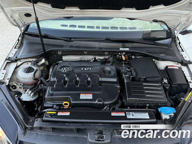 Volkswagen Golf (VII) 1.6 TDI 2015 — фото 21