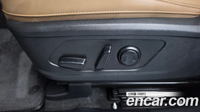 Kia Sorento (IV) HEV 1.6 2WD Signature 2024 — фото 37