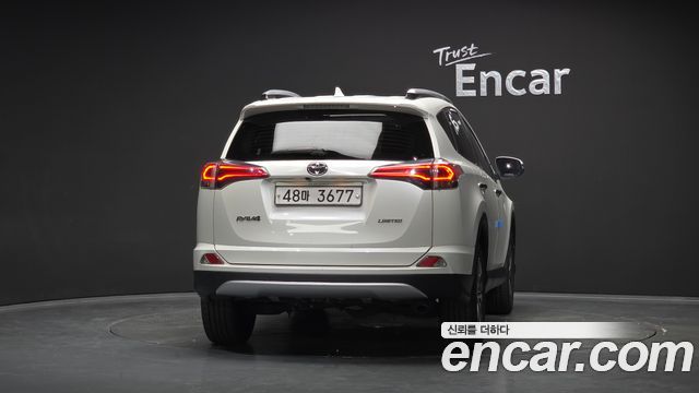 Toyota RAV4 2.5 2WD 4th 2018 — фото 4