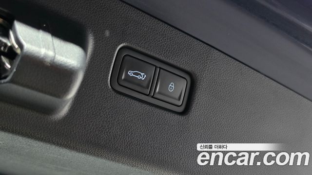 Genesis GV60 Standard AWD 2022 — фото 23