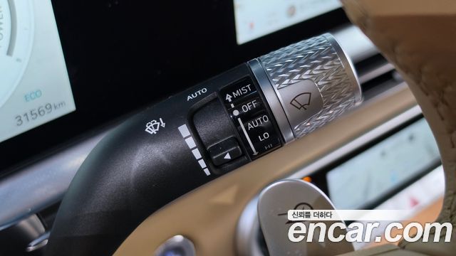 Genesis GV60 Standard AWD 2022 — фото 24