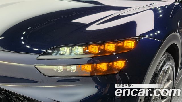 Genesis GV60 Standard AWD 2022 — фото 28