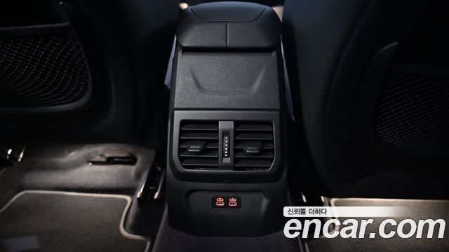BMW 1 Series (F40) 120i M Sports 2023 — фото 21