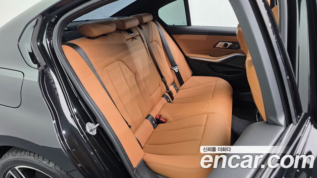 BMW 3 Series (G20) 320i M Sport 2024 — фото 11