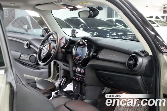 MINI Cooper Standard Third Generation 2020 — фото 10